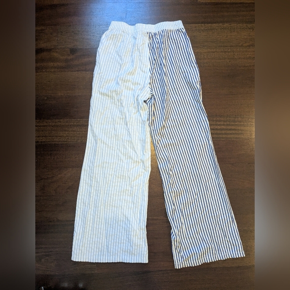 Sincerely Jules Navy and White Seersucker Striped PJ Pants, Size XS - Picture 4 of 5